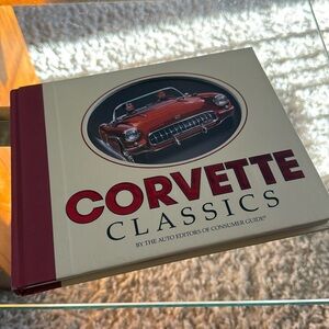 Corvette Classics by the Auto Editors of Consumers Guide Hardcover Very Good